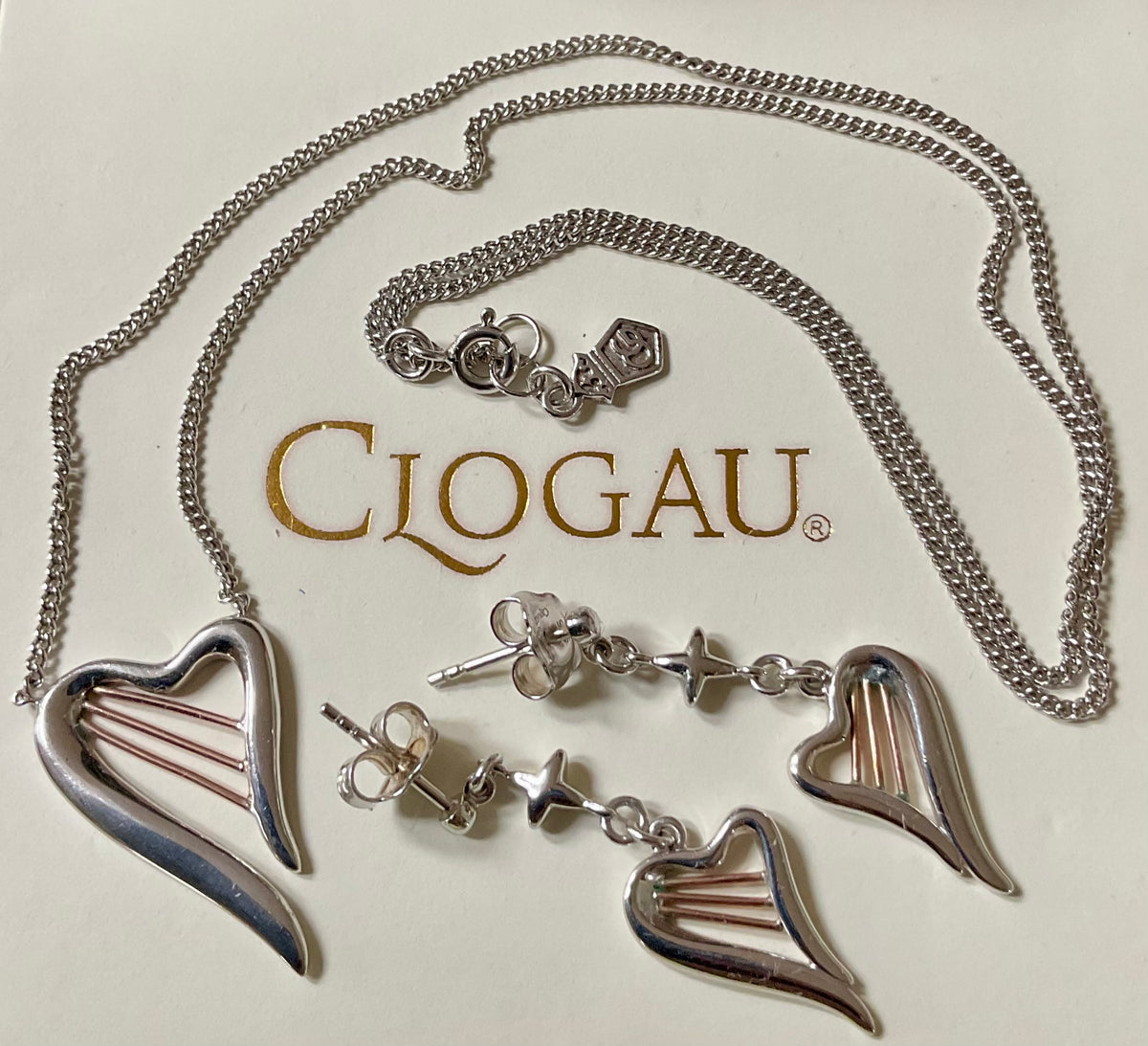Clogau Heartstrings 18” necklace (£95) and drop earrings (£100) set (£185) in silver & rose gold
