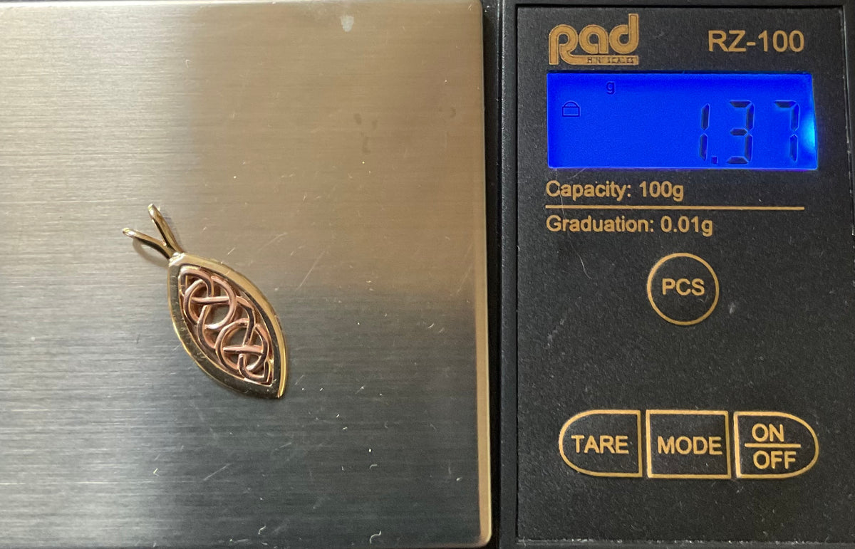 Clogau 9ct Queen Eleanor elliptical pendant in yellow and rose gold