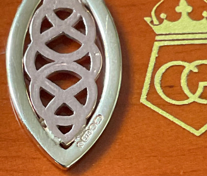 Clogau 9ct Queen Eleanor elliptical pendant in yellow and rose gold