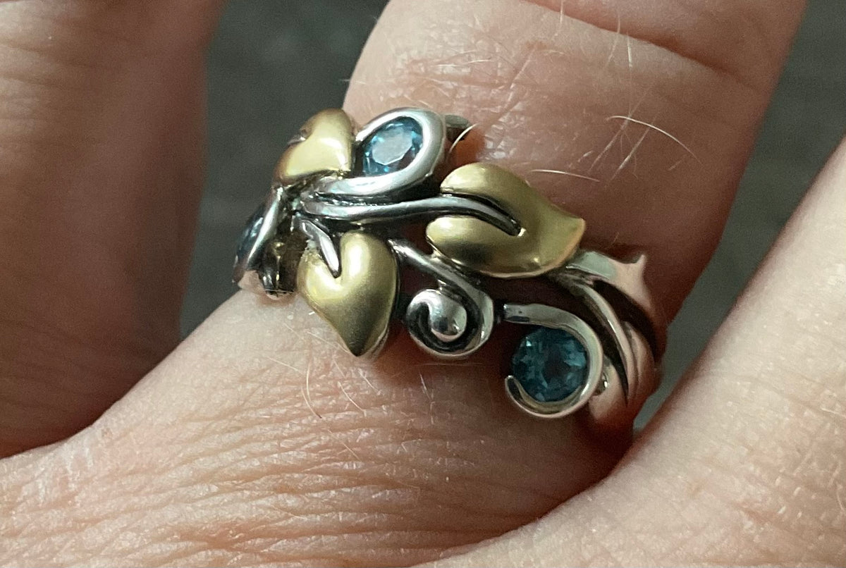 Barbara Bixby Blue Topaz 925 & 18K gold vine leaf ring size O 6.5g Original Box