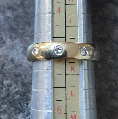 Clogau 9ct Cariad 3 Diamond Wedding Band ring size J in yellow gold