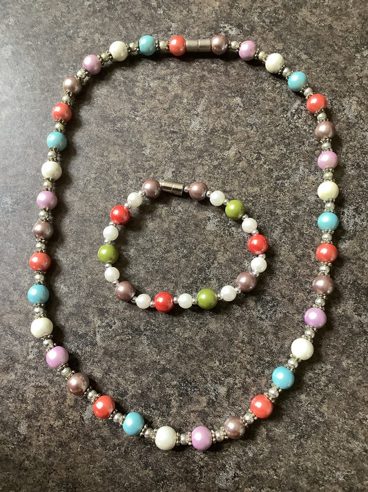 magnetic multicoloured bead silver tone necklace and bracelet set