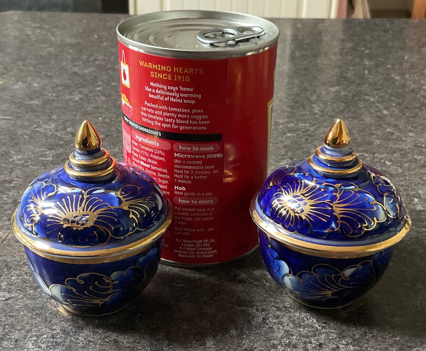 Pair of Vintage Thai Benjarong hand painted lidded pots in blue and white with gold flowers and accents 7x9cm
