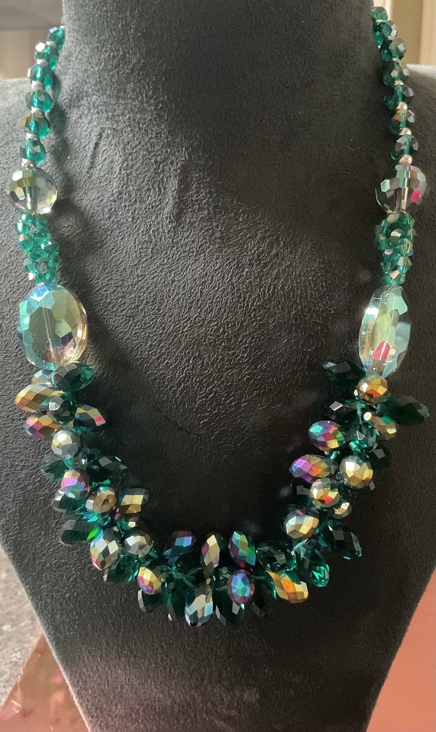 Butler and Wilson Green Crystal necklace with magnetic clasp 52cm various shape aurora borealis coating