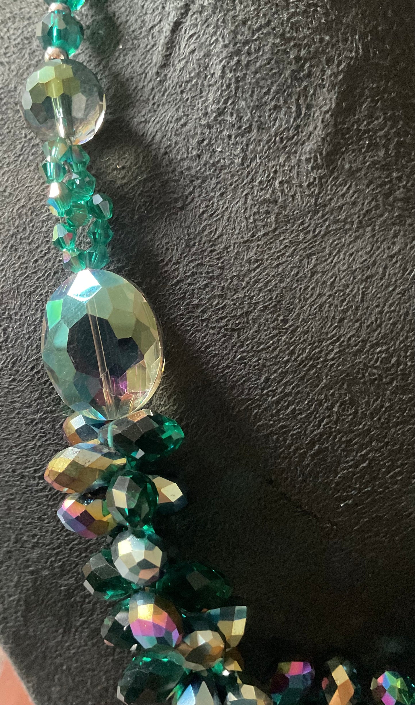 Butler and Wilson Green Crystal necklace with magnetic clasp 52cm various shape aurora borealis coating