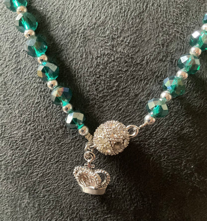 Butler and Wilson Green Crystal necklace with magnetic clasp 52cm various shape aurora borealis coating