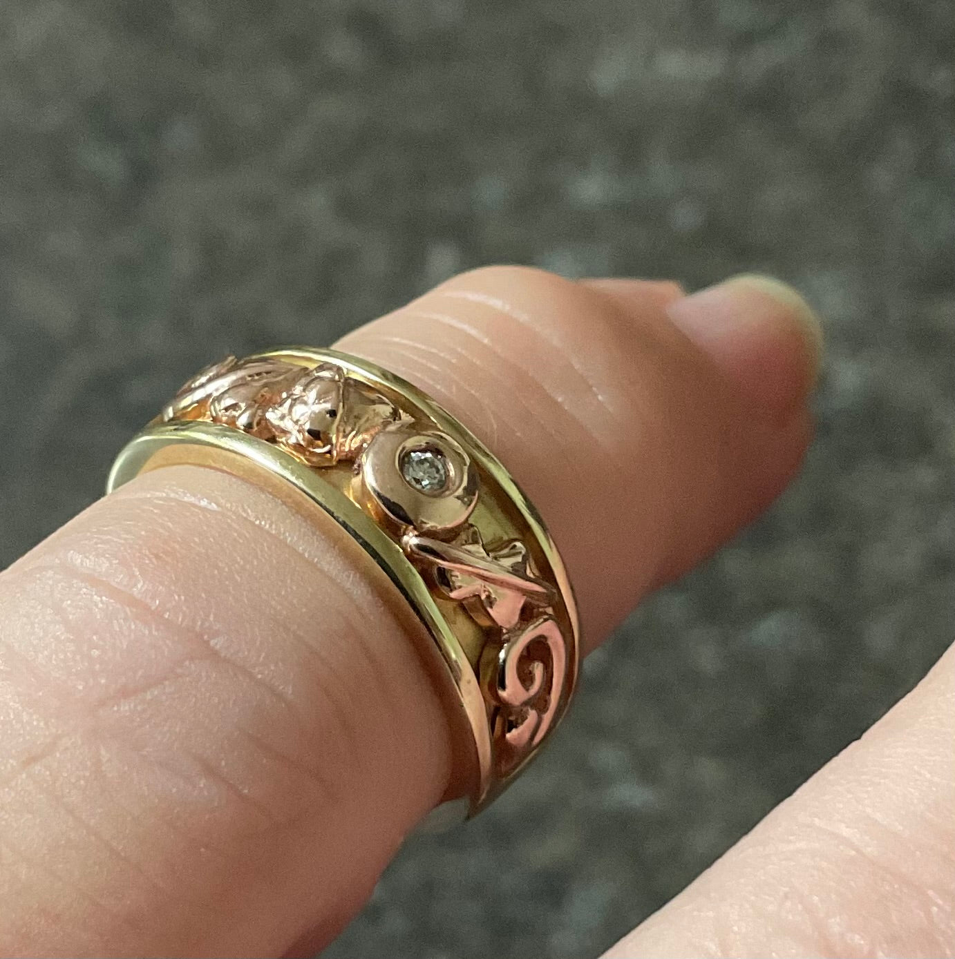 Limited Edition Clogau 9ct Diamond Royal Oak ‘DATHLU’ ring size K yellow and rose gold number 52/2013 4.64g
