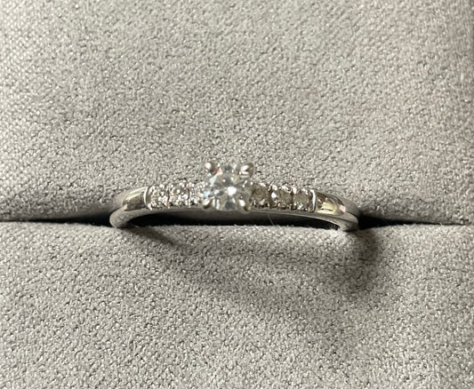 Clogau 9ct White Gold 0.20ct Diamond 2mm Engagement Ring size S RRP £900