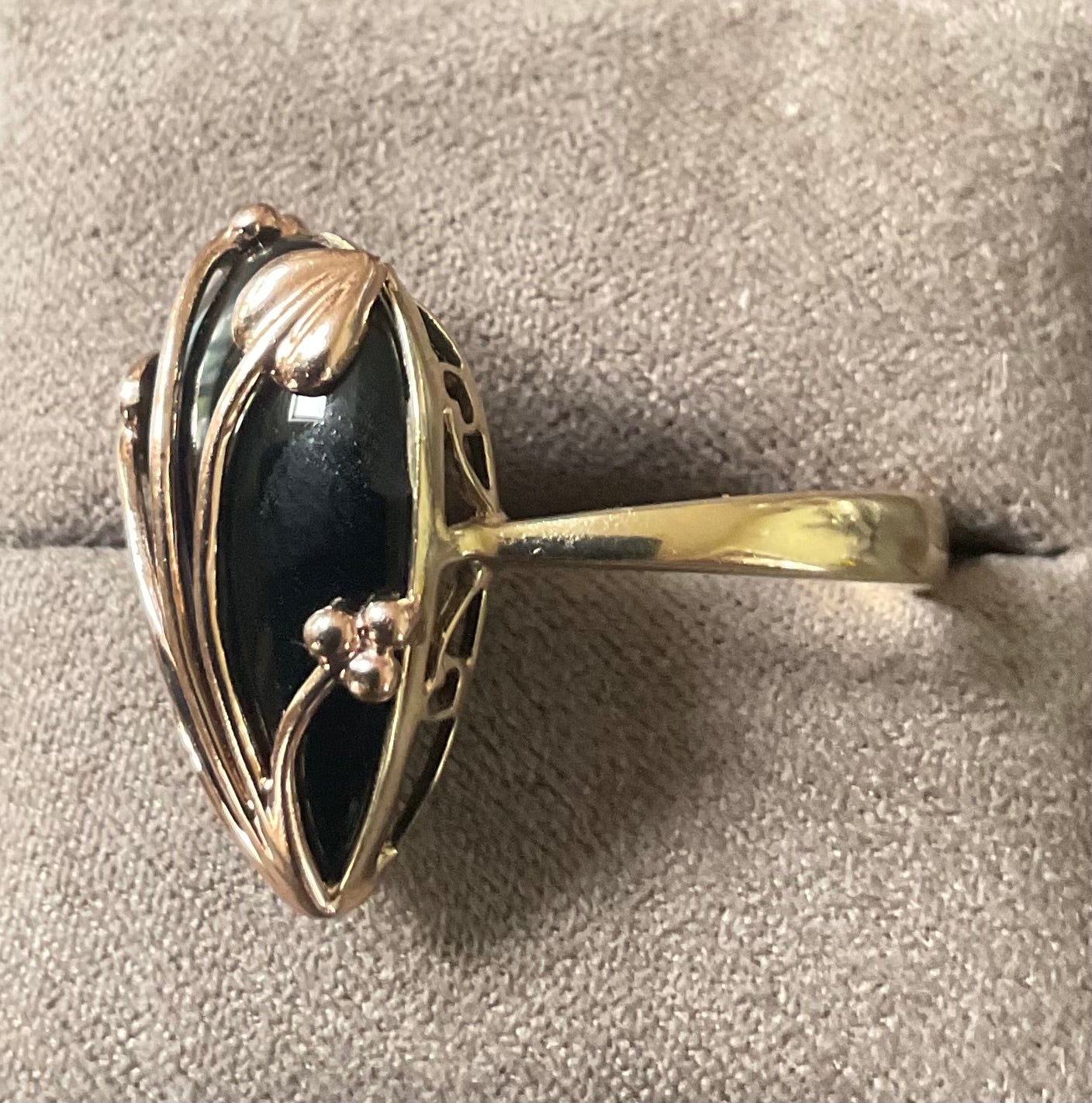 Clogau Vintage 9ct ‘Nightfall’ Black Onyx ring size O yellow and rose gold 4.9g