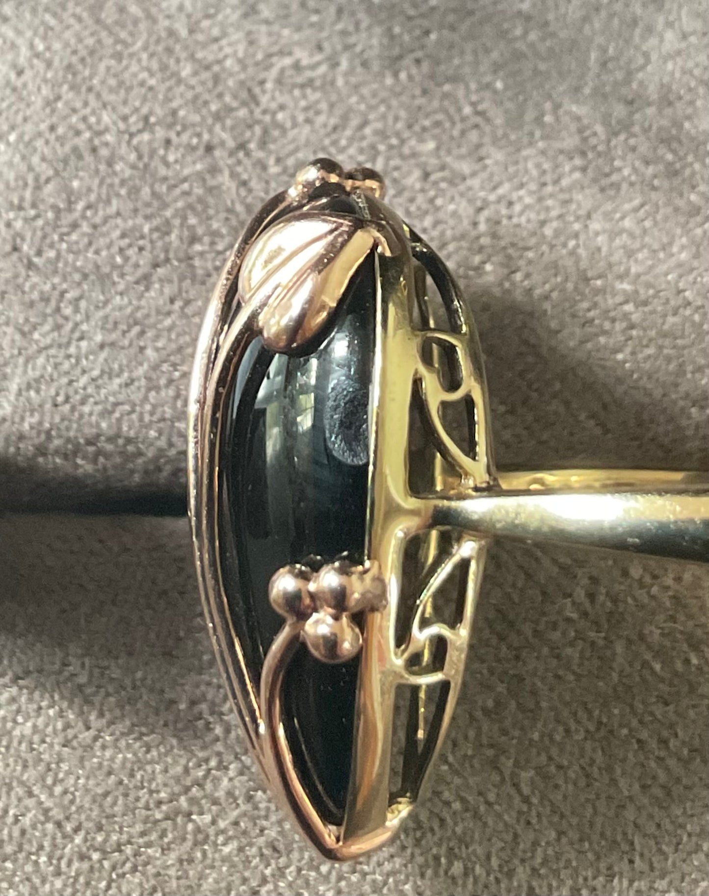 Clogau Vintage 9ct ‘Nightfall’ Black Onyx ring size O yellow and rose gold 4.9g