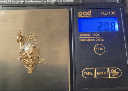 9ct Pearl and Diamond pendant necklace on 18" fine chain
