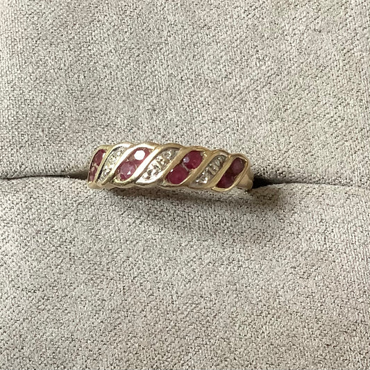 Vintage 9ct ruby and diamond wave ring size L yellow gold London import hallmark 1995