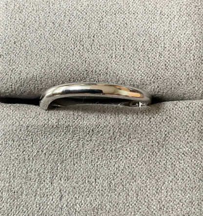 Clogau 9ct white gold 2mm Cariad Wishbone Wedding band ring size S