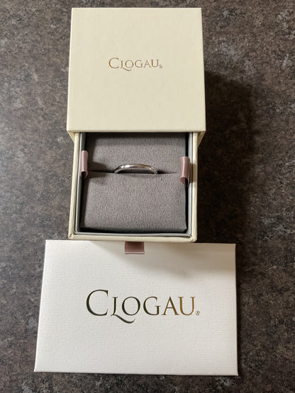 Clogau 9ct white gold 2mm Court Shaped Wedding band ring size P