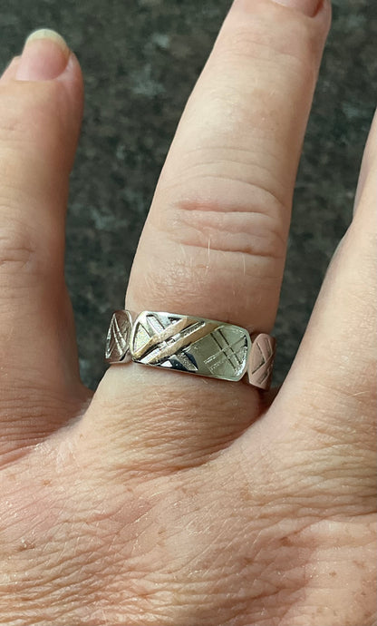 Clogau Unisex Welsh Tartan Band ring in silver and rose gold sizes T and U