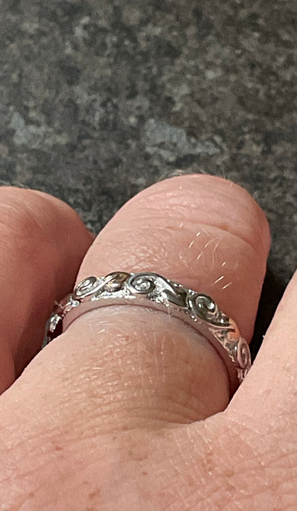 Clogau 4mm Tree of Life band ring in silver and rose gold available in size J,N,Q,T