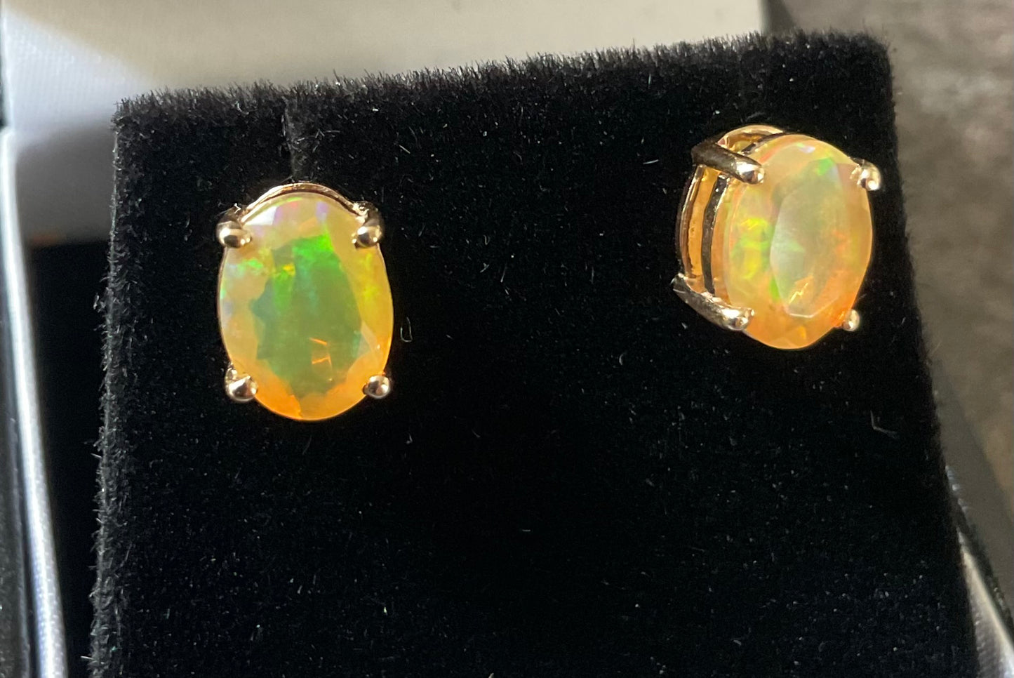 10K Ethiopian Welo Opal Oval cut stud earrings 8x6mm yellow gold TGGC