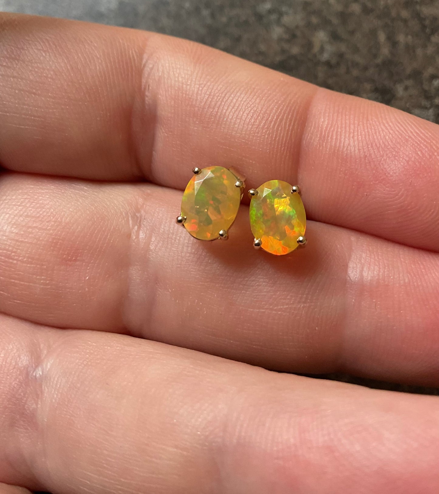 10K Ethiopian Welo Opal Oval cut stud earrings 8x6mm yellow gold TGGC