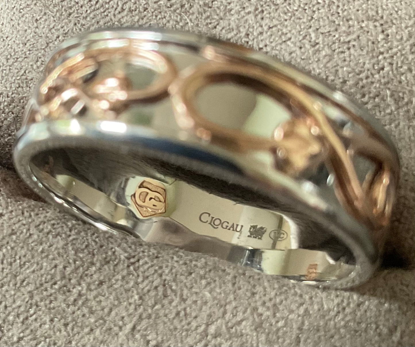 Clogau Unisex Tree of Life 7mm Wide channel Band ring size W1/2 and Y1/2 silver and rose gold Ladies Gentlemen