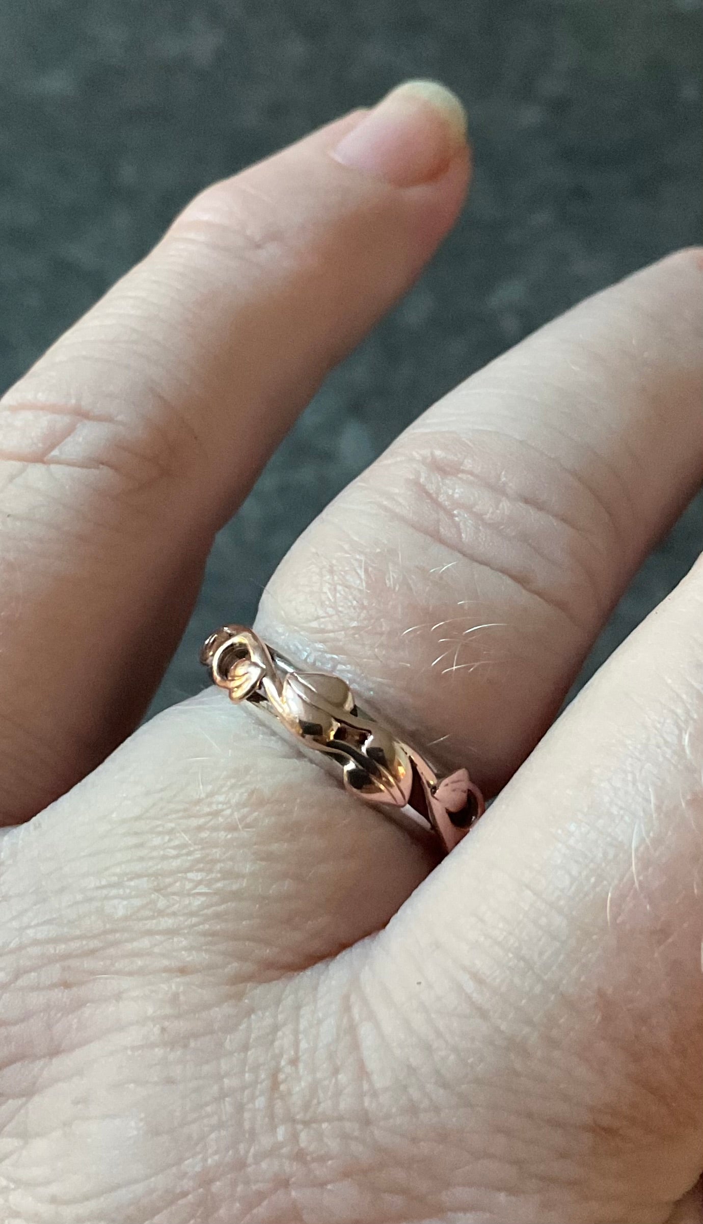 Clogau Tree of Life silver and rose gold foliate narrow band ring size O