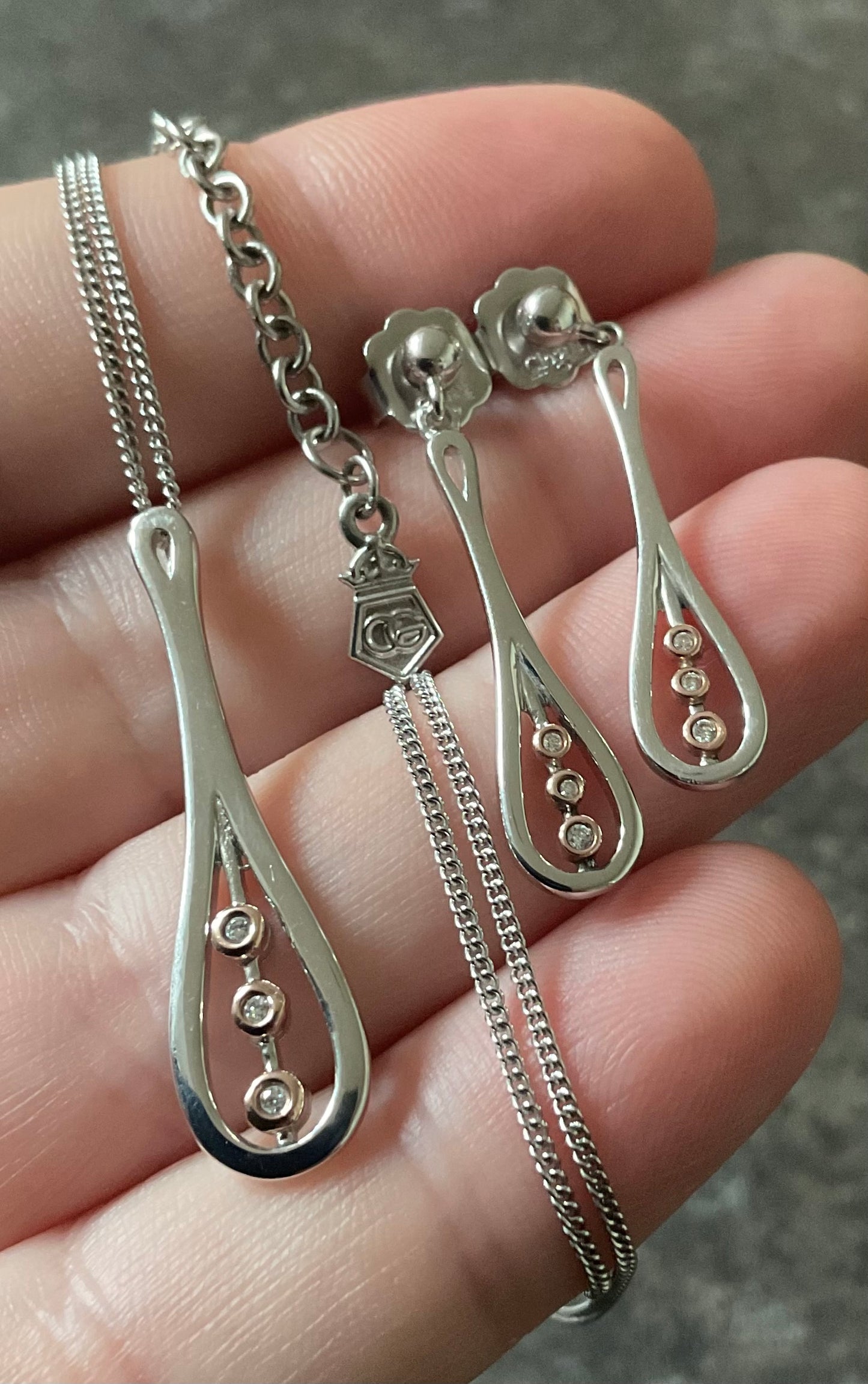 Clogau Royal Crown Diamond pendant necklace and earrings set In silver and rose gold