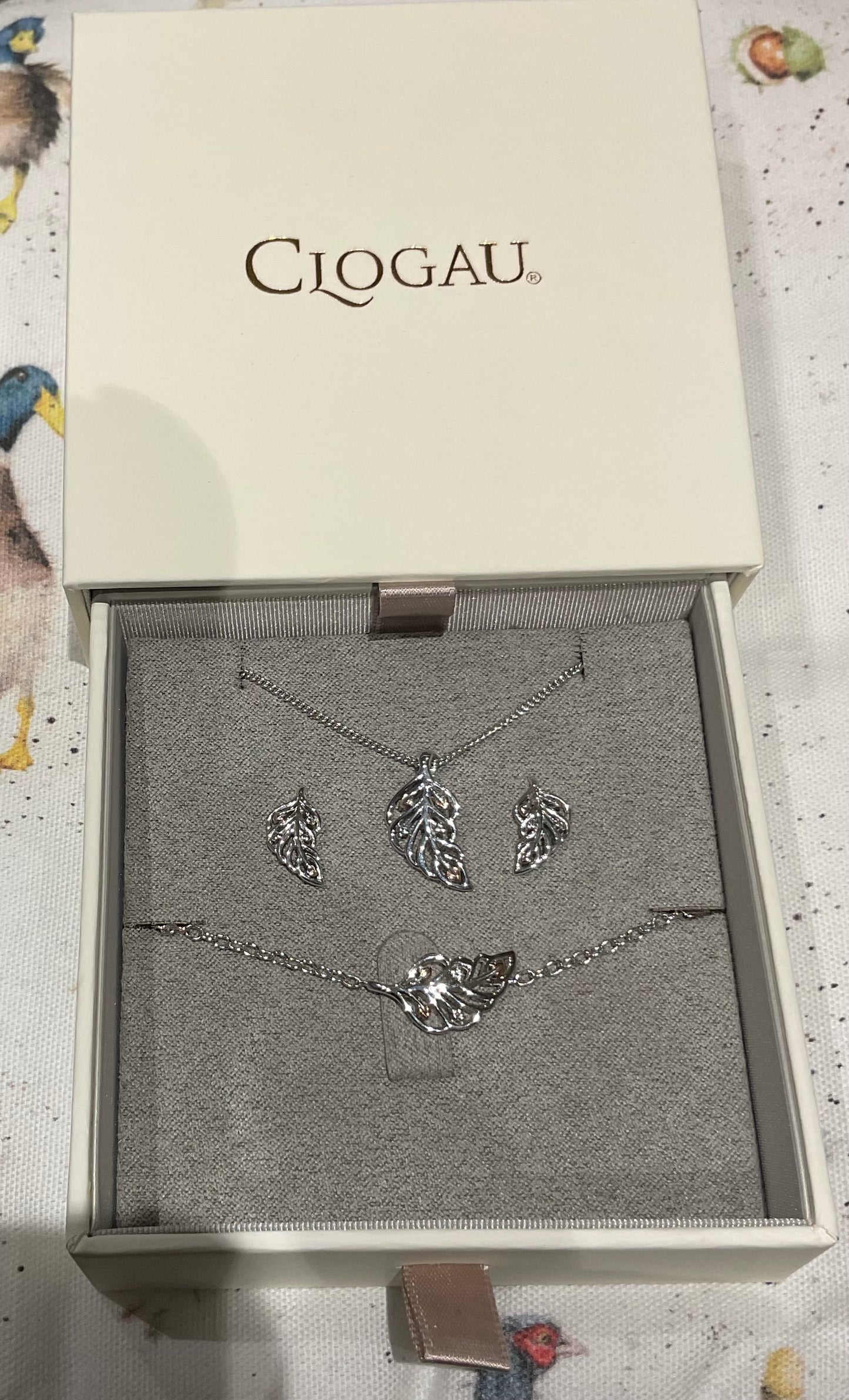 Clogau Debutante Feather necklace bracelet & earring set silver & rose gold