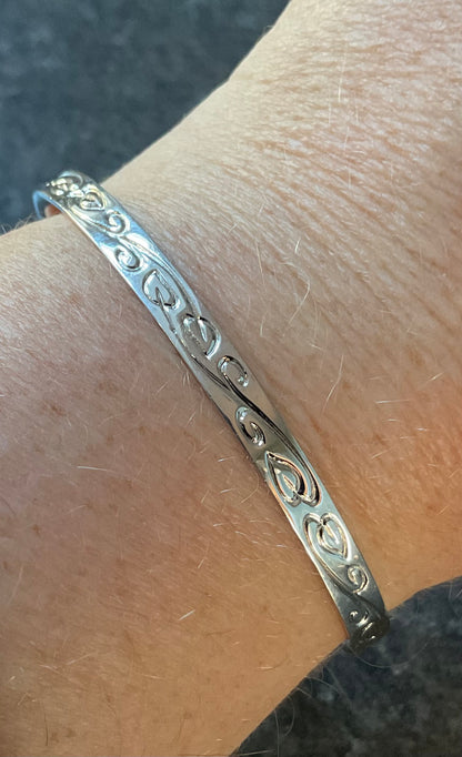 Clogau Eternal Love friendship bangle bracelet in silver and rose gold