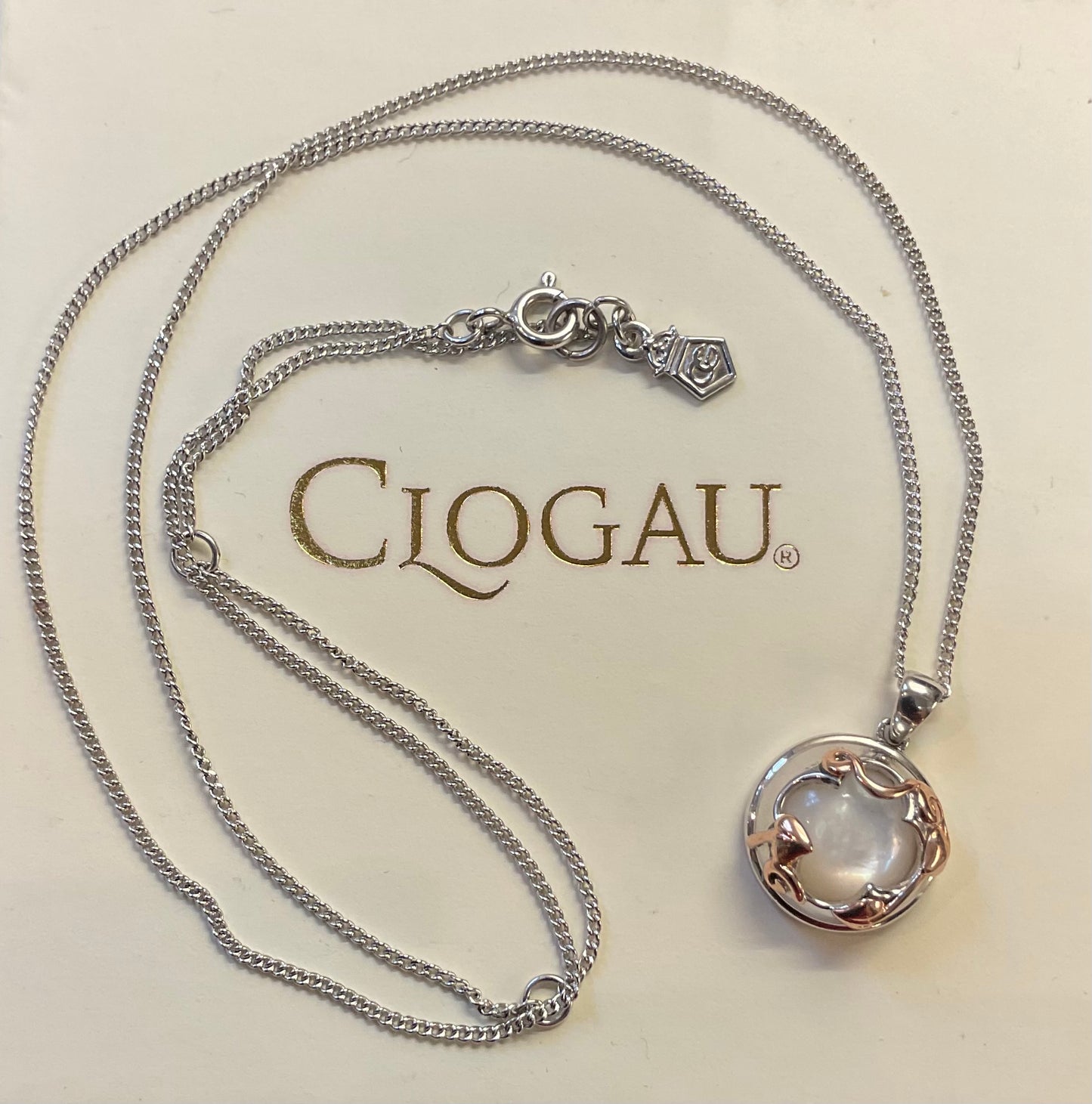 Clogau Tudor Court Mother of Pearl pendant necklace in Silver and rose gold 18-22”