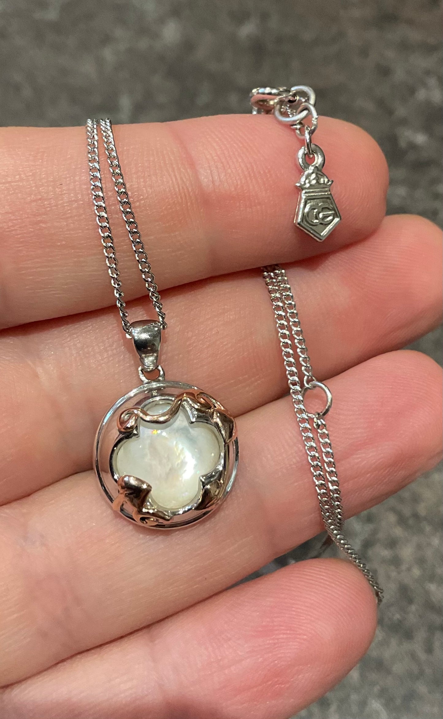 Clogau Tudor Court Mother of Pearl pendant necklace in Silver and rose gold 18-22”