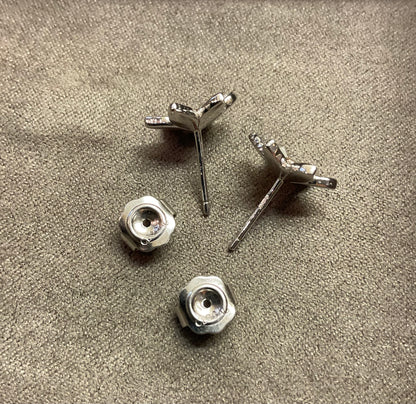 Clogau Lady Snowdon Mother of Pearl and Diamond flower stud earrings in silver and rose gold