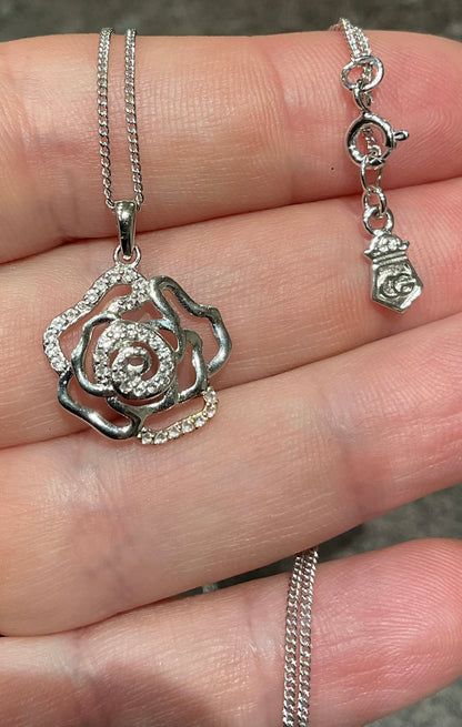 Clogau Royal Roses White Topaz 18-22” pendant necklace in Silver and rose gold