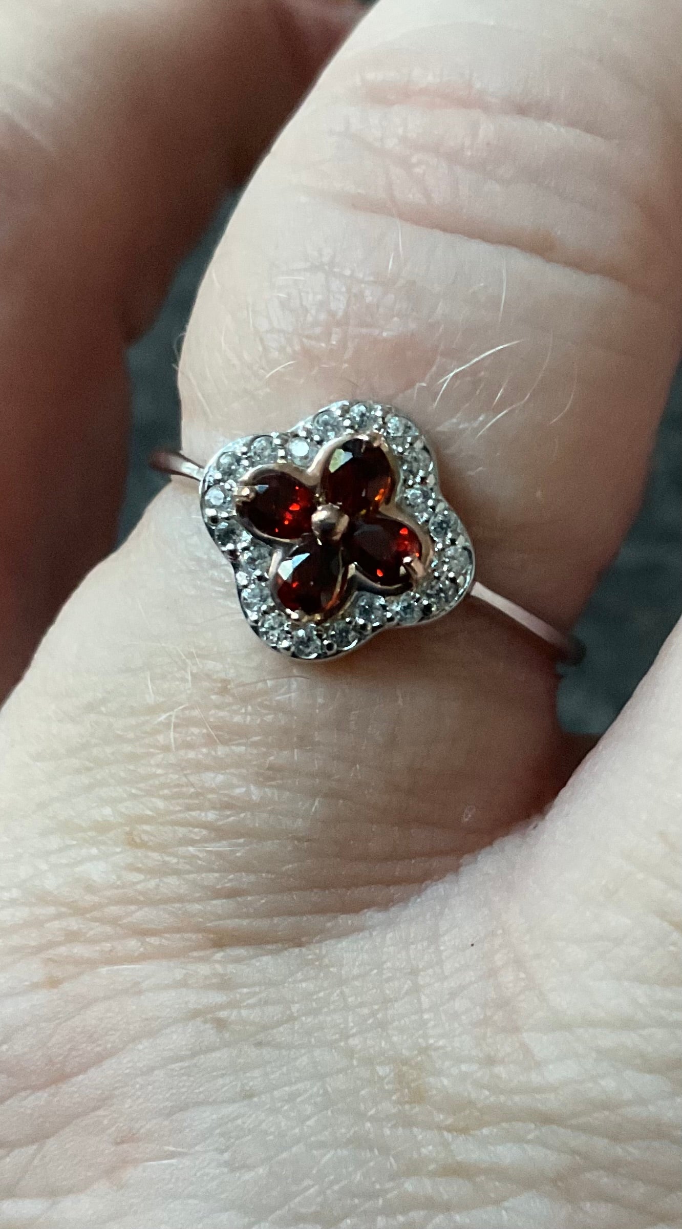 Clogau Garnet Tudor Court white topaz ring in silver and rose gold size O and P