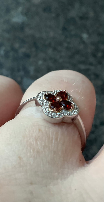 Clogau Garnet Tudor Court white topaz ring in silver and rose gold size O and P