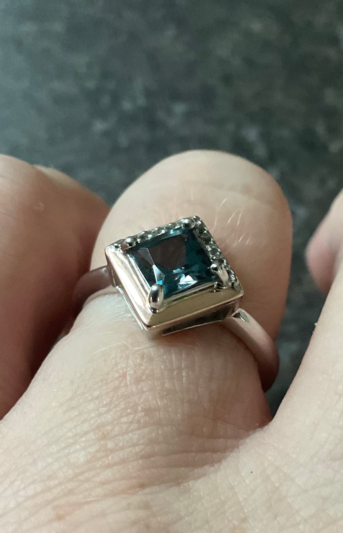 Clogau Kensington Love Story London Blue topaz ring size P in silver and rose gold