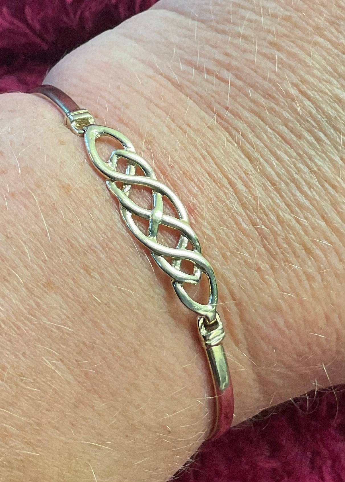 9ct Celtic Weave open top bangle bracelet in yellow gold 4.94g