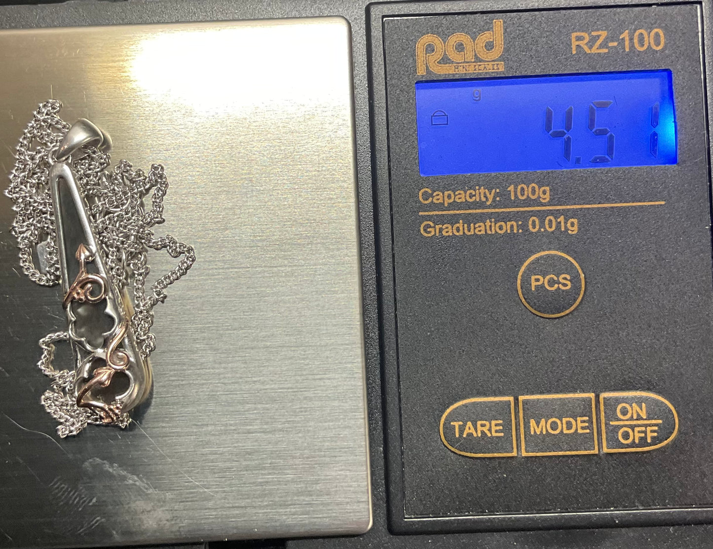 Clogau Tudor Court Black Mother of Pearl pendant necklace 18” in silver and rose gold