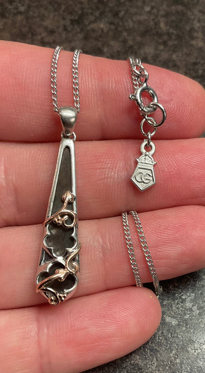 Clogau Tudor Court Black Mother of Pearl pendant necklace 18” in silver and rose gold