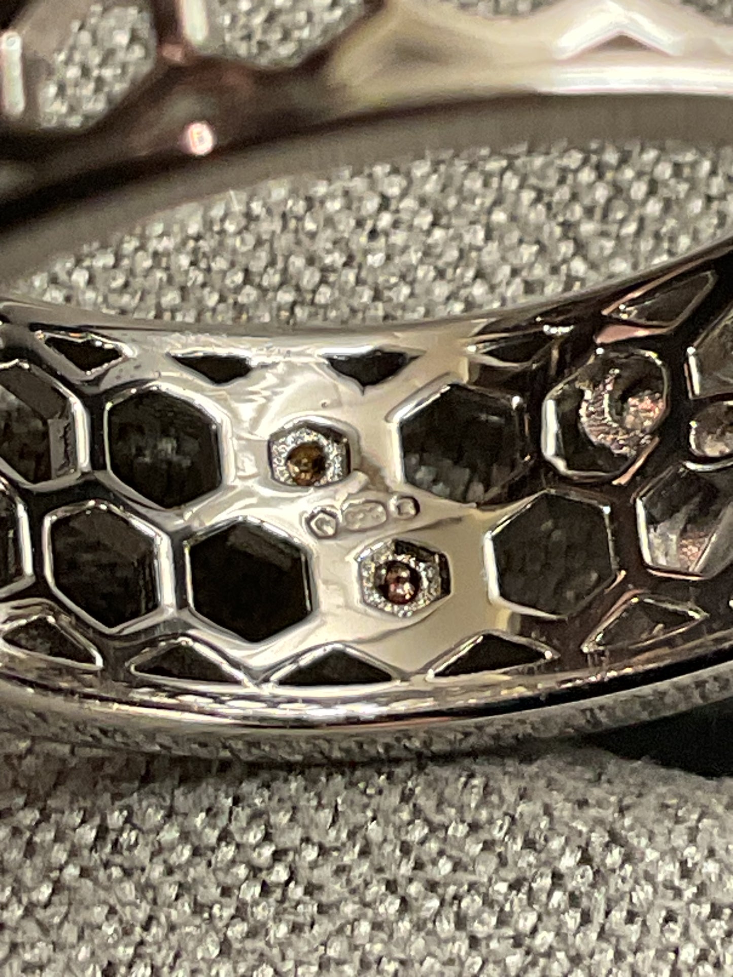 Clogau Honey Bee On Honeycomb wide band ring in silver and rose gold size Q