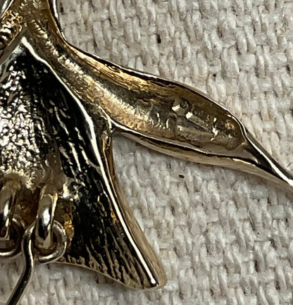 Vintage 9ct Enamel and Rice Pearl Flower pendant in yellow gold Pale blue purple