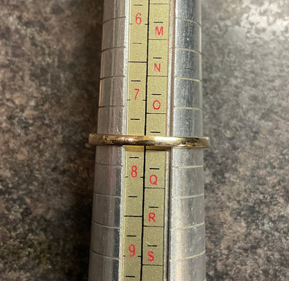 9ct yellow gold 0.25ct Diamond wishbone ring size P