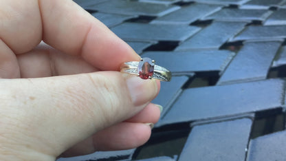 9ct burgundy red gemstone diamond rind size N yellow gold hallmarked